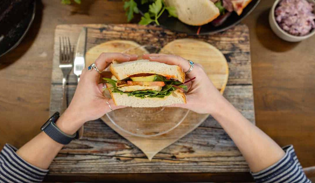 Creating a Customer-Centric Food Chain with Sensing-as-a-Service